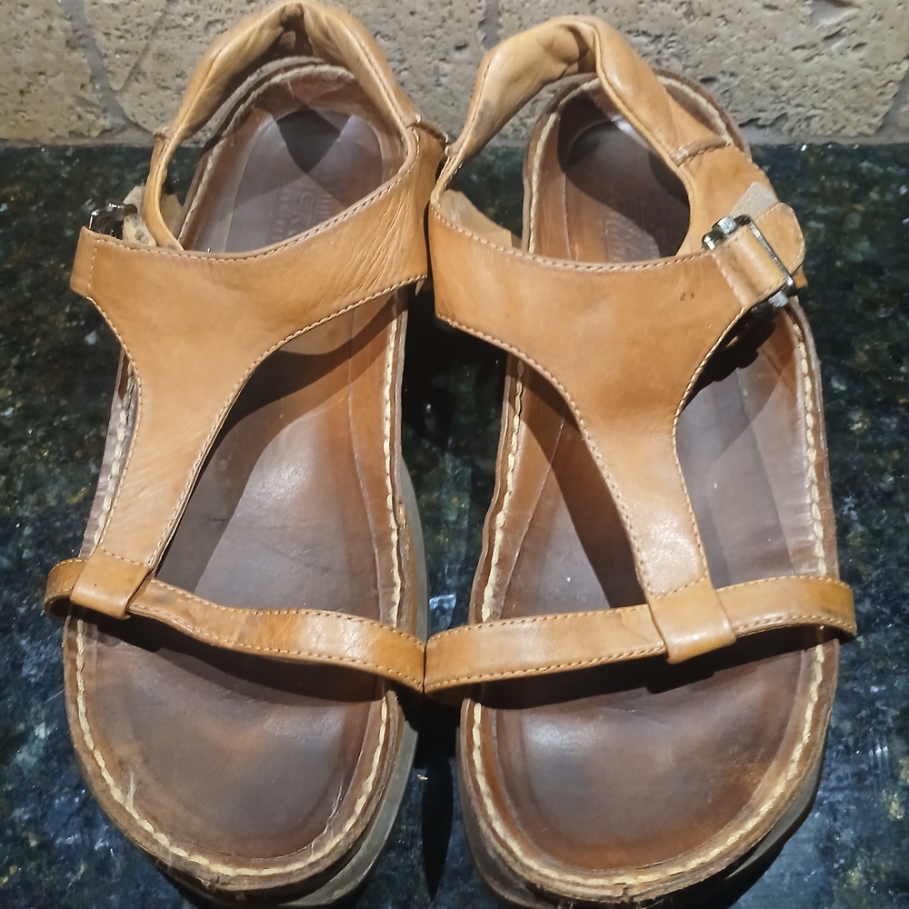 Women's Brown Leather Sandals